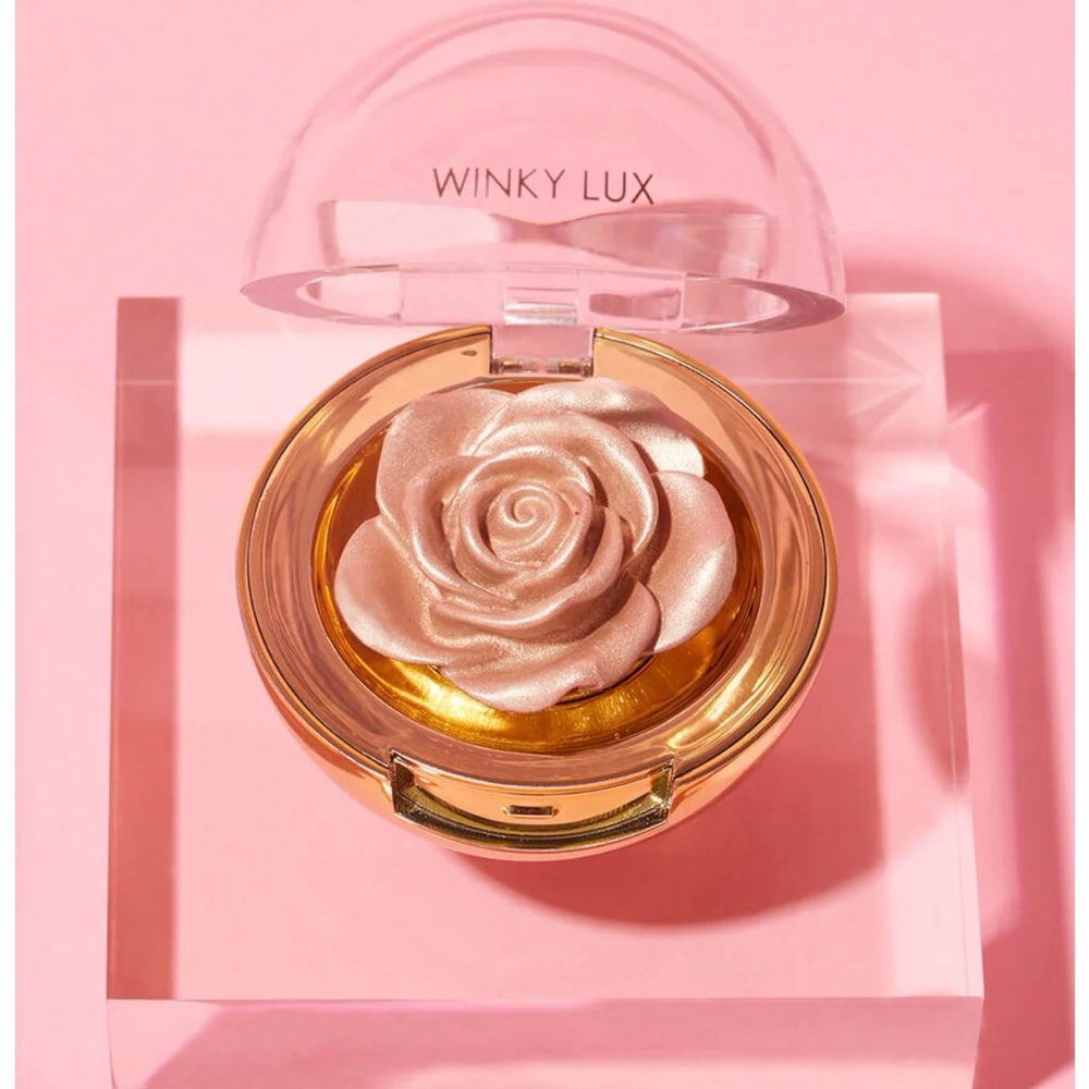 NWOT Winky Lux Cheeky Rose cream highlighter